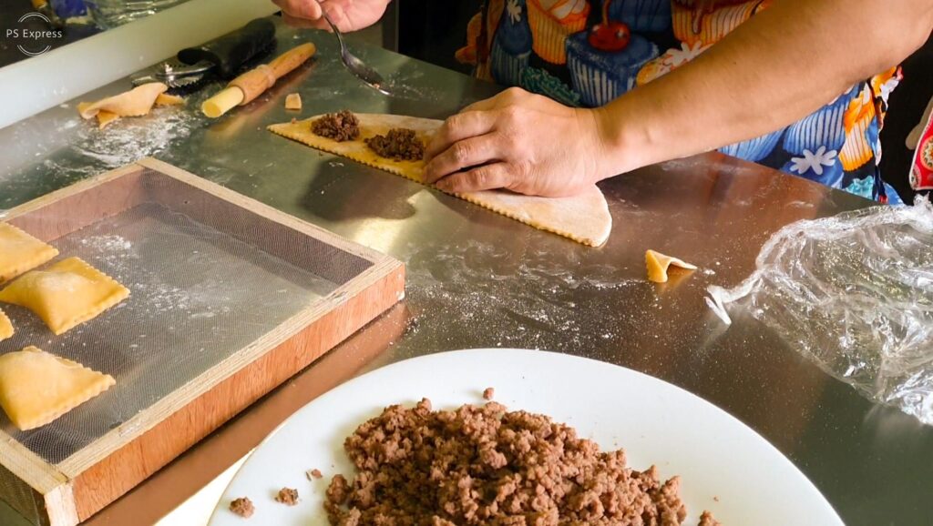 Prepara Disfruta Exquisitos Raviolis De Carne Caseros Liznatural Bakery