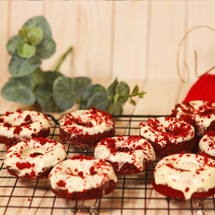 Donut Red Velvet Glaseadas Horneadas - Imagen 2